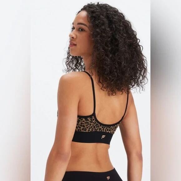 Fabletics Cloud Seamless Leopard Print Midi Bralette Womens Size XS Ribbed Gym - Picture 3 of 8